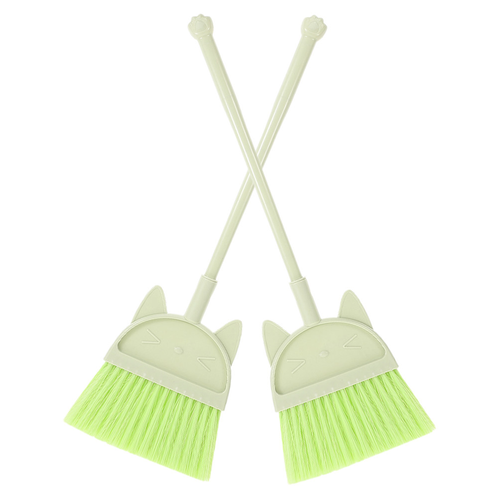 قطعتان من المكانس الصغيرة للأط - مراجعة Kids Outdoor Broom وسعره